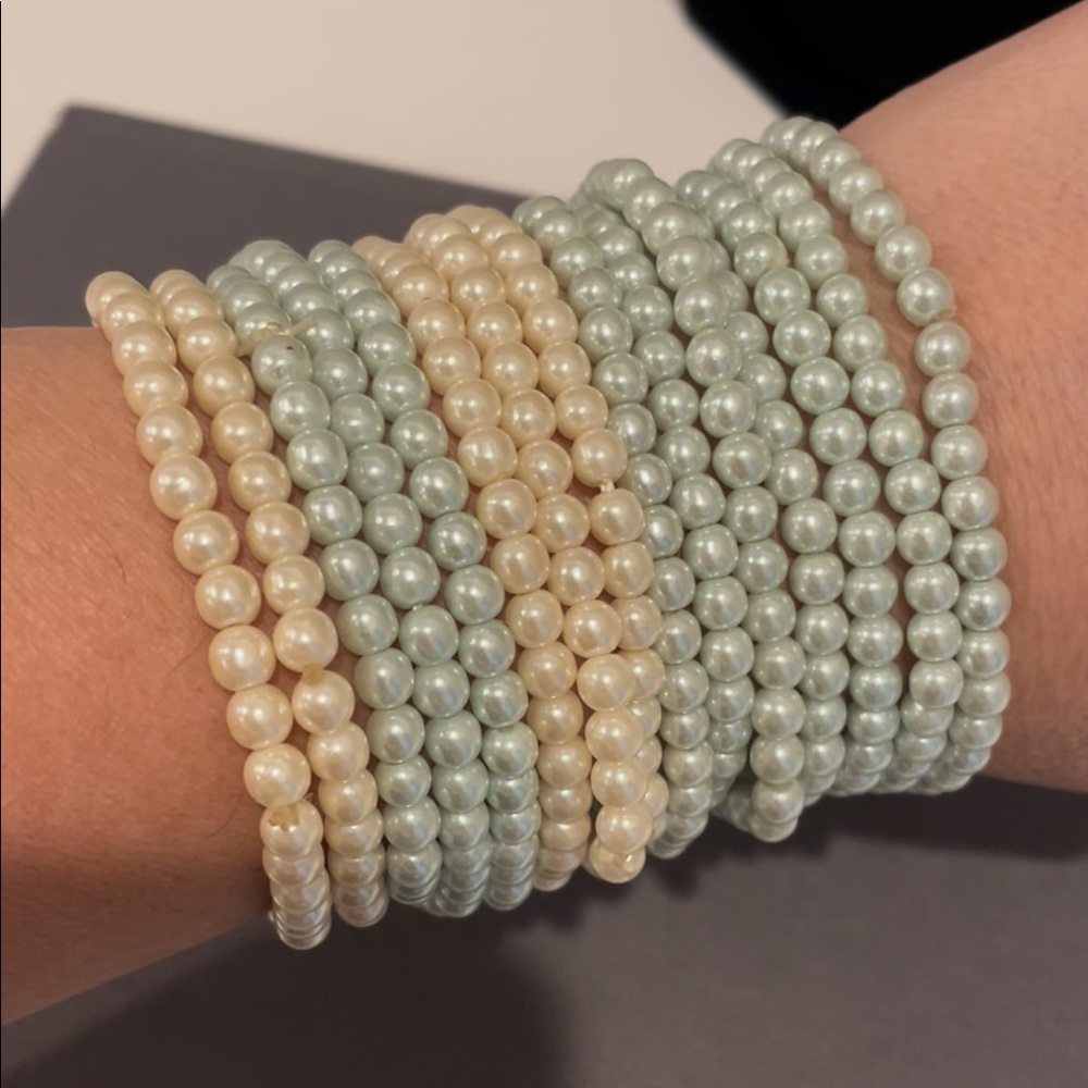 Fashion two tone pearl bracelets